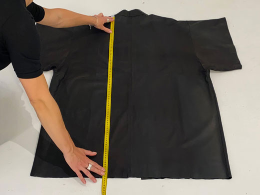 ANTS. how-to-measure coats? back length
