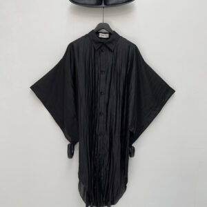 Long oversized shirt with kimono sleeves made in a crunchy, semi-transparant black silk fabric